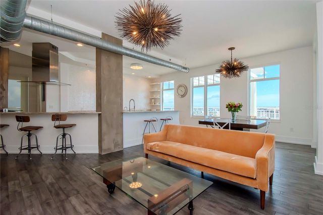10 PAPAYA STREET 1404, Clearwater Beach, FL 33767