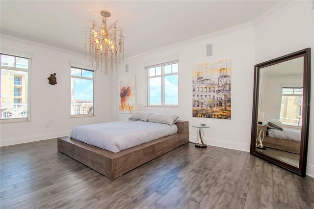 10 PAPAYA STREET 1404, Clearwater Beach, FL 33767