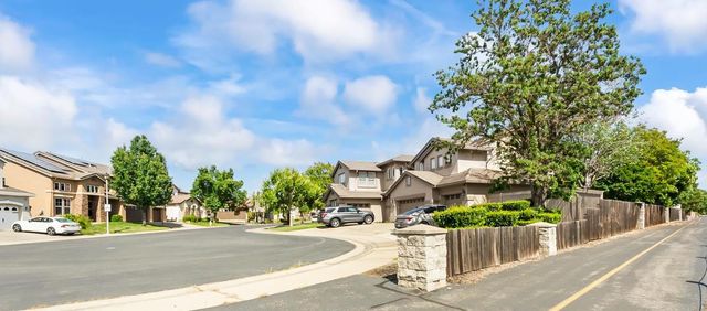 1993 Two Towers Way, Rocklin, CA 95765