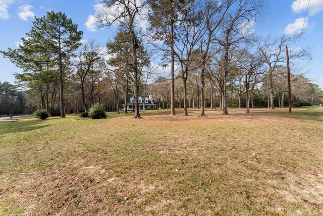 19203 Indigo Lake Drive, Magnolia, TX 77355