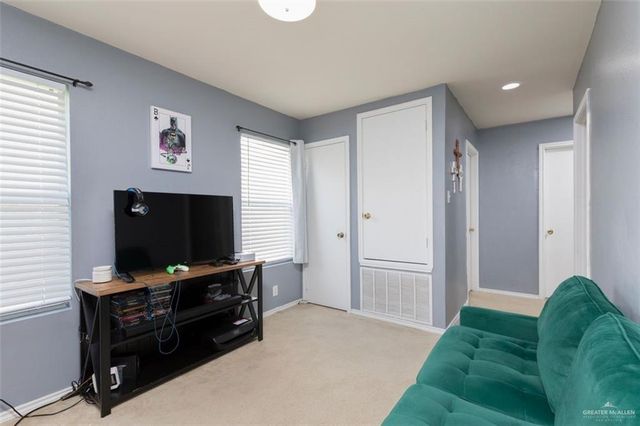 907 E Seminole Avenue, Pharr, TX 78577