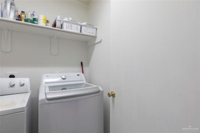 907 E Seminole Avenue, Pharr, TX 78577