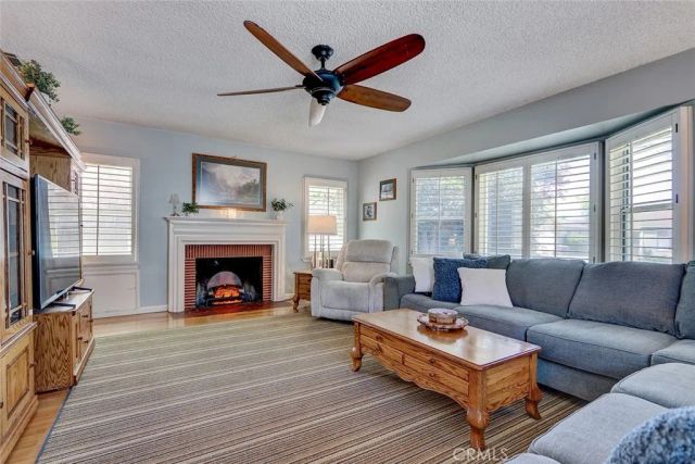 15922 S Denker, Gardena, CA 90247