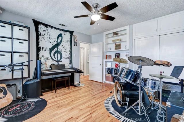 15922 S Denker, Gardena, CA 90247