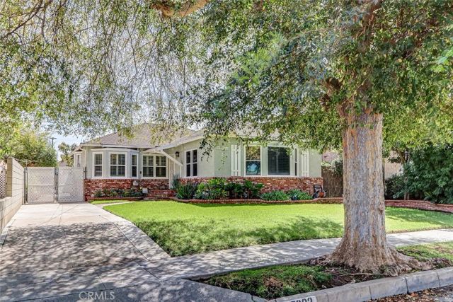 15922 S Denker, Gardena, CA 90247