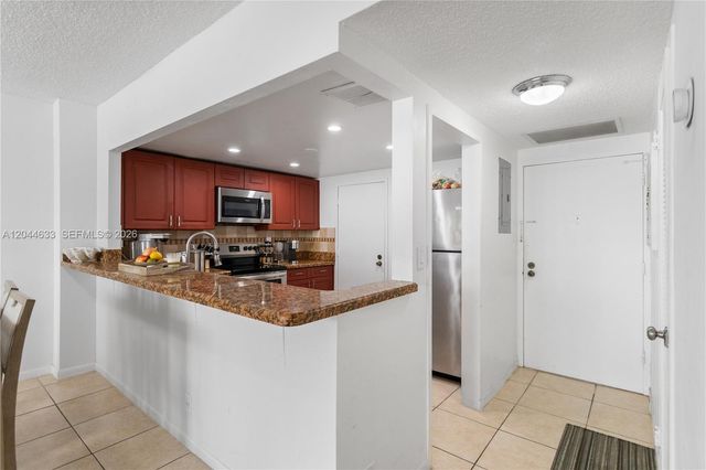3725 S Ocean Dr 1117, Hollywood, FL 33019