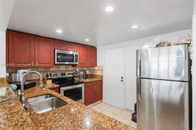 3725 S Ocean Dr 1117, Hollywood, FL 33019