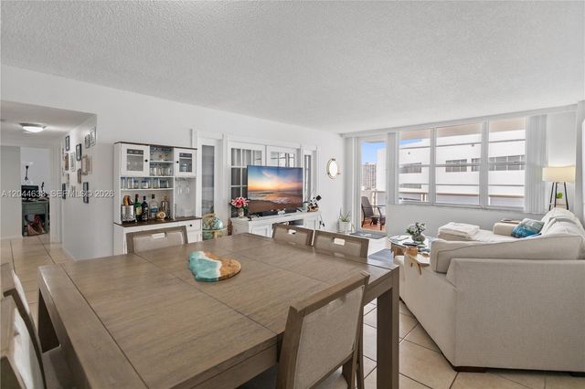 3725 S Ocean Dr 1117, Hollywood, FL 33019