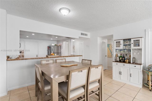 3725 S Ocean Dr 1117, Hollywood, FL 33019