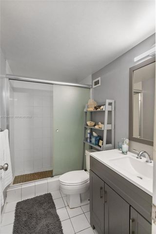 3725 S Ocean Dr 1117, Hollywood, FL 33019