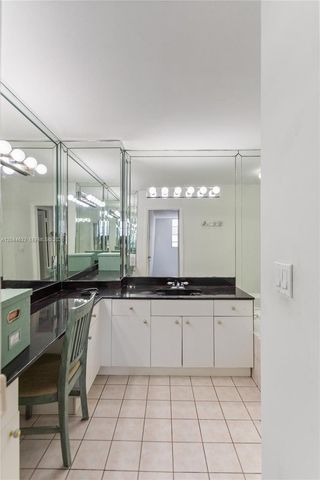3725 S Ocean Dr 1117, Hollywood, FL 33019