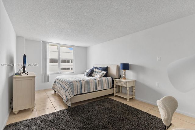 3725 S Ocean Dr 1117, Hollywood, FL 33019