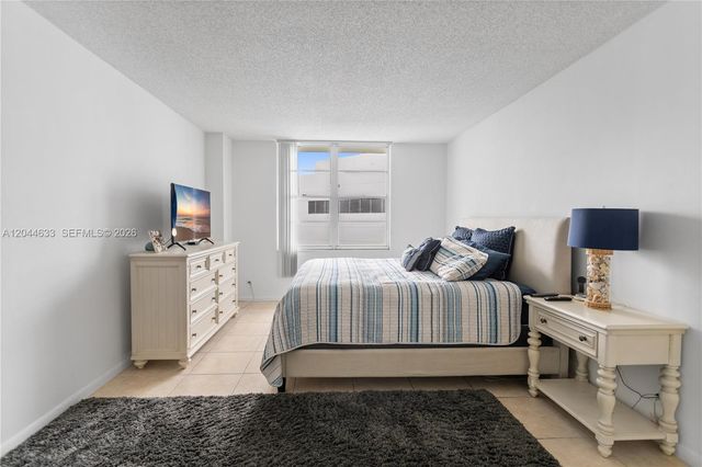 3725 S Ocean Dr 1117, Hollywood, FL 33019