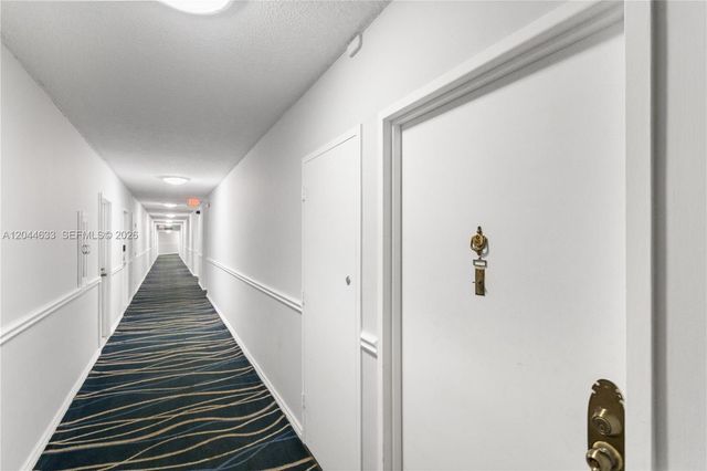 3725 S Ocean Dr 1117, Hollywood, FL 33019