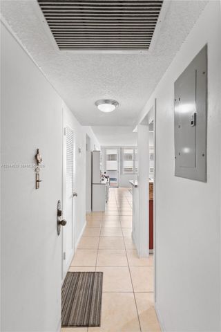 3725 S Ocean Dr 1117, Hollywood, FL 33019