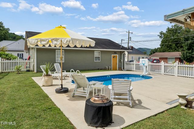 404 Love Street, Erwin, TN 37650
