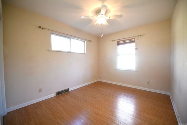 1100 Reine Street, Mena, AR 71953