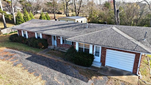 1100 Reine Street, Mena, AR 71953