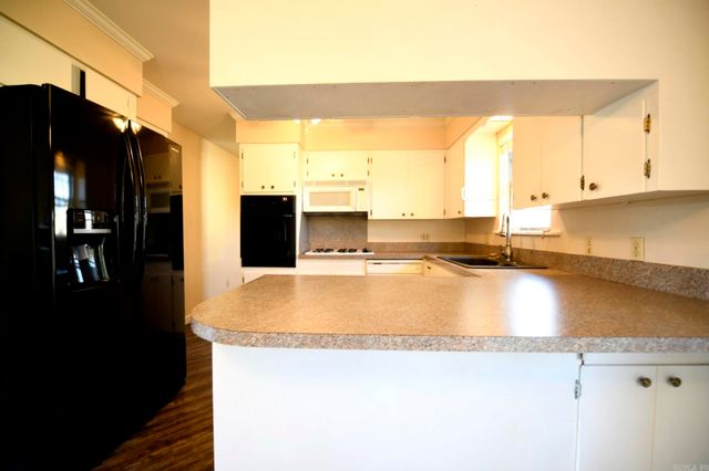 1100 Reine Street, Mena, AR 71953