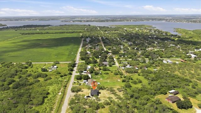 416 Stephens Loop, Mathis, TX 78368