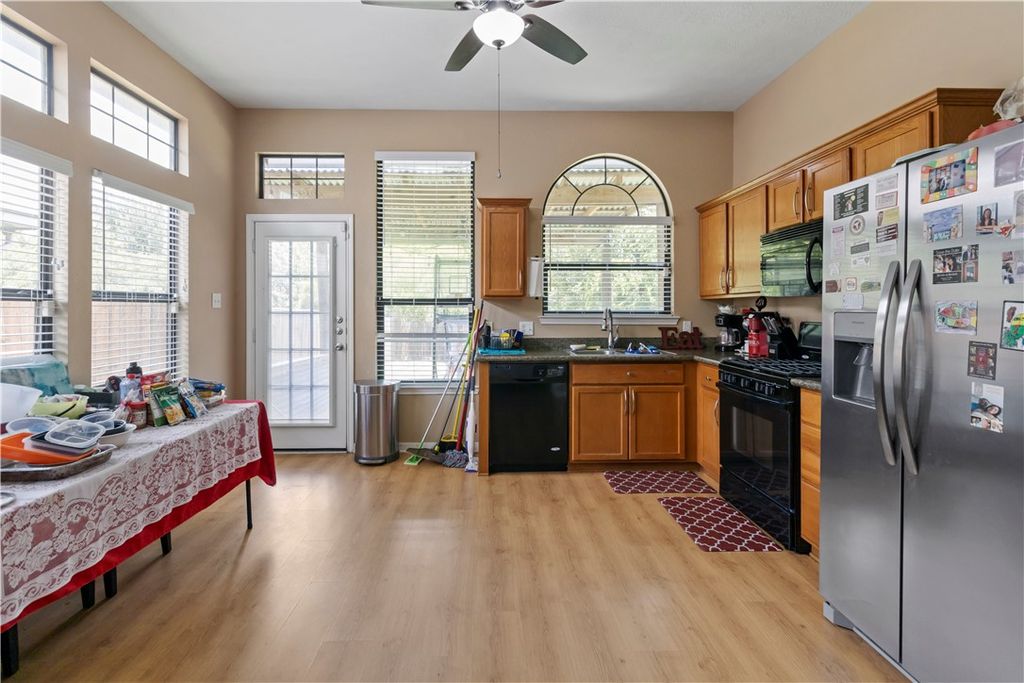209 Fieldstone Place, College Station, TX 77845 — photo 3