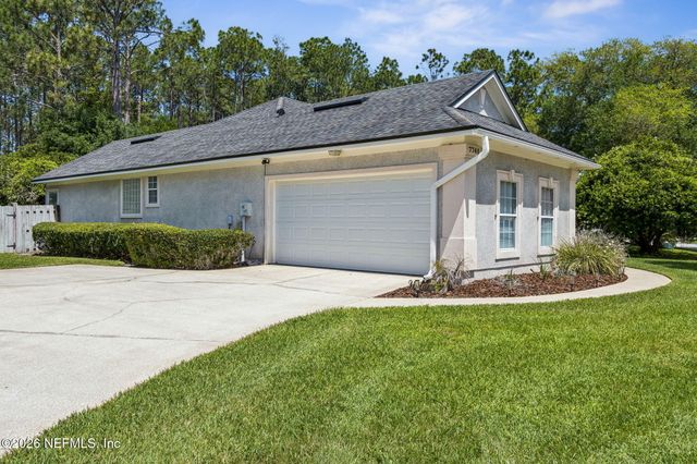 7745 SPINDLETREE Court, Jacksonville, FL 32256