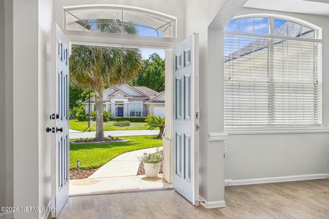 7745 SPINDLETREE Court, Jacksonville, FL 32256