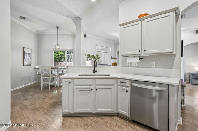 7745 SPINDLETREE Court, Jacksonville, FL 32256