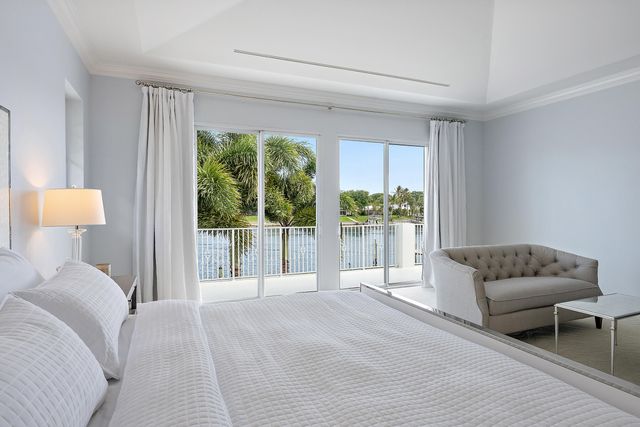 12864 S Shore Drive, Palm Beach Gardens, FL 33410