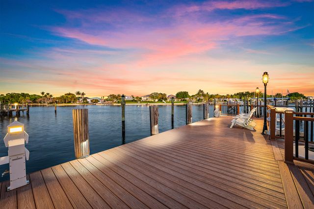 12864 S Shore Drive, Palm Beach Gardens, FL 33410