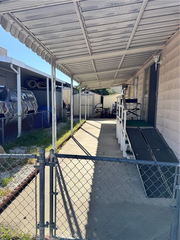 1045 Azusa N 56, Azusa, CA 91722 — photo 3