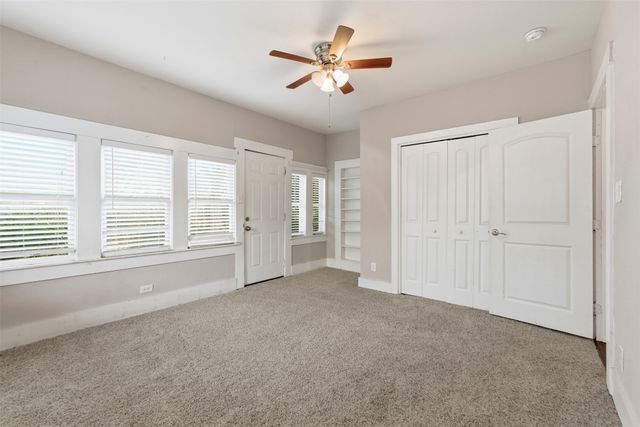 405 College Street, Cleburne, TX 76033