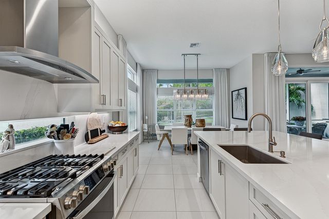 9960 Pecorino Isle, Boynton Beach, FL 33473