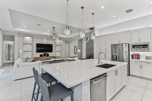9960 Pecorino Isle, Boynton Beach, FL 33473