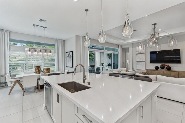 9960 Pecorino Isle, Boynton Beach, FL 33473