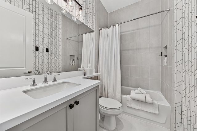 9960 Pecorino Isle, Boynton Beach, FL 33473