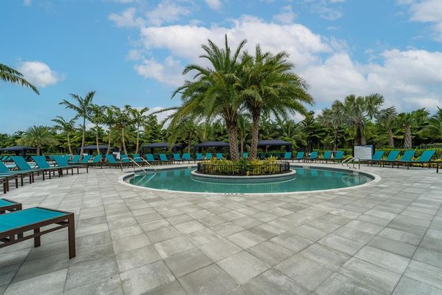 9960 Pecorino Isle, Boynton Beach, FL 33473