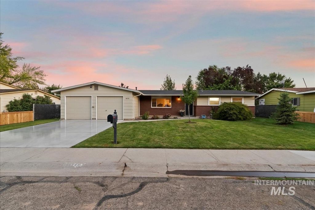 8475 W Westchester, Boise, ID 83704