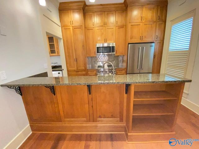 301 Holmes Avenue NE 204, Huntsville, AL 35801