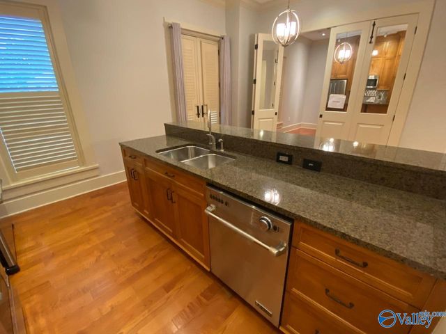 301 Holmes Avenue NE 204, Huntsville, AL 35801