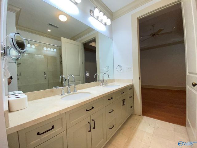 301 Holmes Avenue NE 204, Huntsville, AL 35801