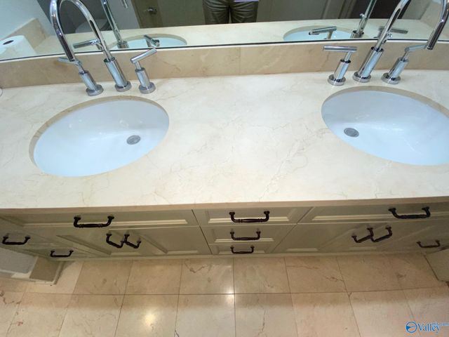 301 Holmes Avenue NE 204, Huntsville, AL 35801