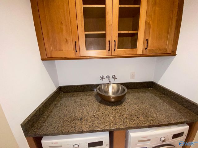 301 Holmes Avenue NE 204, Huntsville, AL 35801