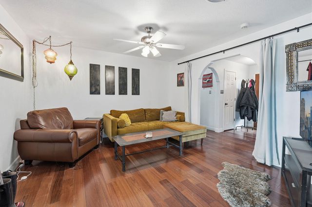 700 Corral LN, Austin, TX 78745