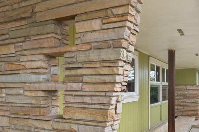 700 Corral LN, Austin, TX 78745