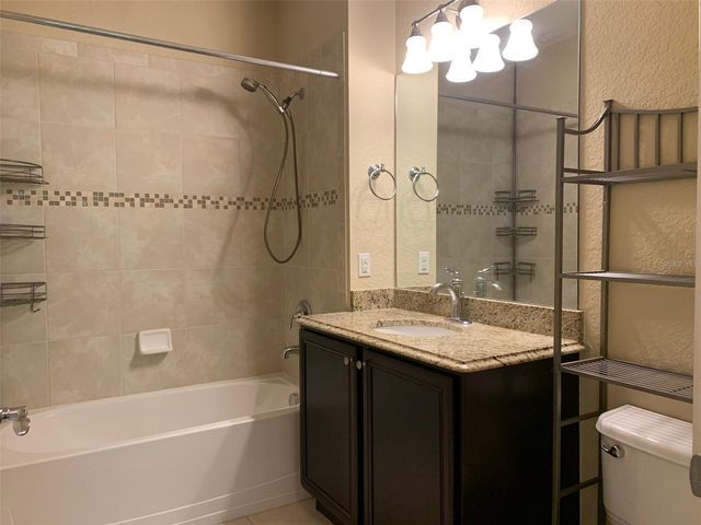 8363 BELLA TIERRA CT, Davenport, FL 33896