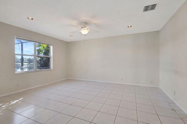 2716 San Andros, West Palm Beach, FL 33411