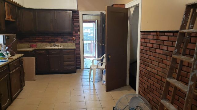 8414 S Aberdeen Street, Chicago, IL 60620