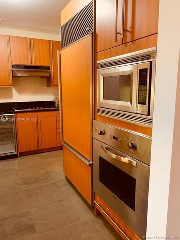 1425 Brickell Ave 43D, Miami, FL 33131