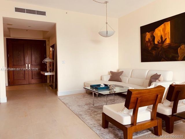 1425 Brickell Ave 43D, Miami, FL 33131